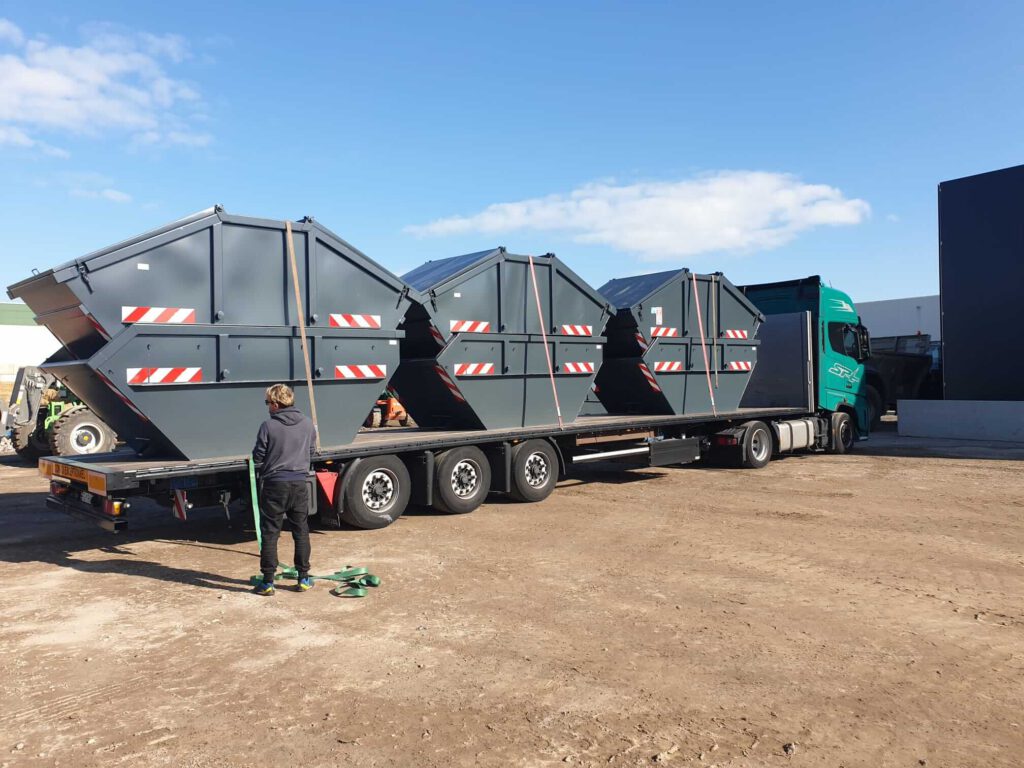 Absetzcontainer von BERK Recycling – Schrottcontainer